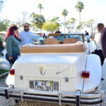 Sul Informação - Carros clássicos voltaram a “movimentar” a baixa de Faro