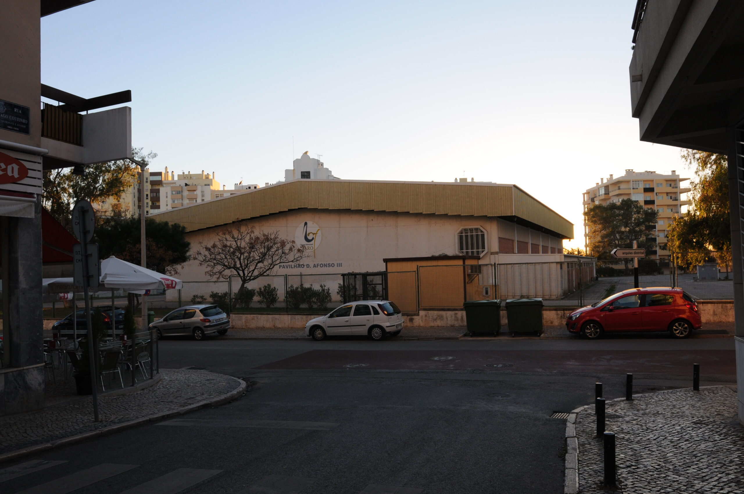 Sul Informação - Faro: Obras no Pavilhão da Escola Afonso III já começaram