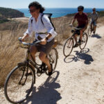 Sul Informação - Passeio de Bicicletas Antigas voltou às ruas de Budens [com fotos]