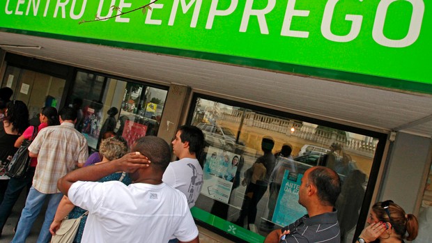 Sul Informação - Desempregados inscritos nos Centros de Emprego do Algarve aumentam 29%