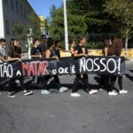 Sul Informação - Desfile do Caloiro com ambiente de enterro em protesto contra limitações à praxe (com fotos)