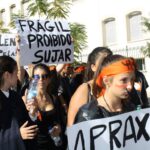 Sul Informação - Desfile do Caloiro com ambiente de enterro em protesto contra limitações à praxe (com fotos)