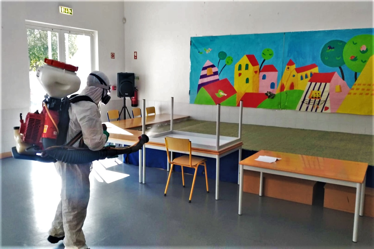 Sul Informação - Covid-19: Câmara de Lagos contrata 30 funcionários e investe na segurança nas escolas