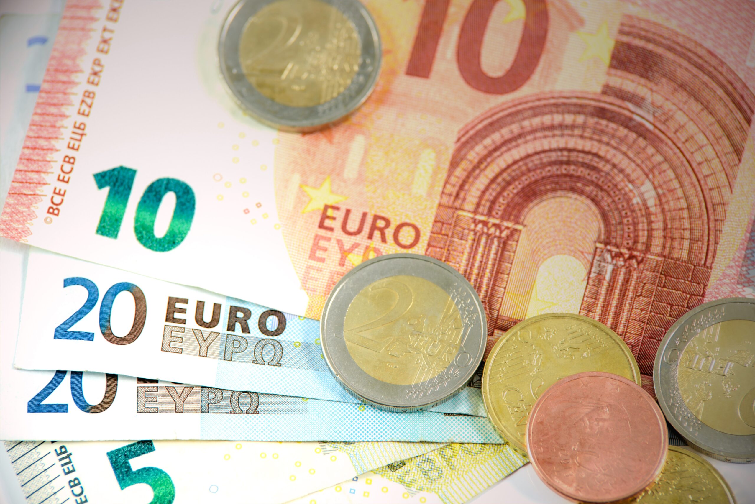 Sul Informação - Portugal lidera subidas do PIB na zona euro e na União Europeia no 2º trimestre