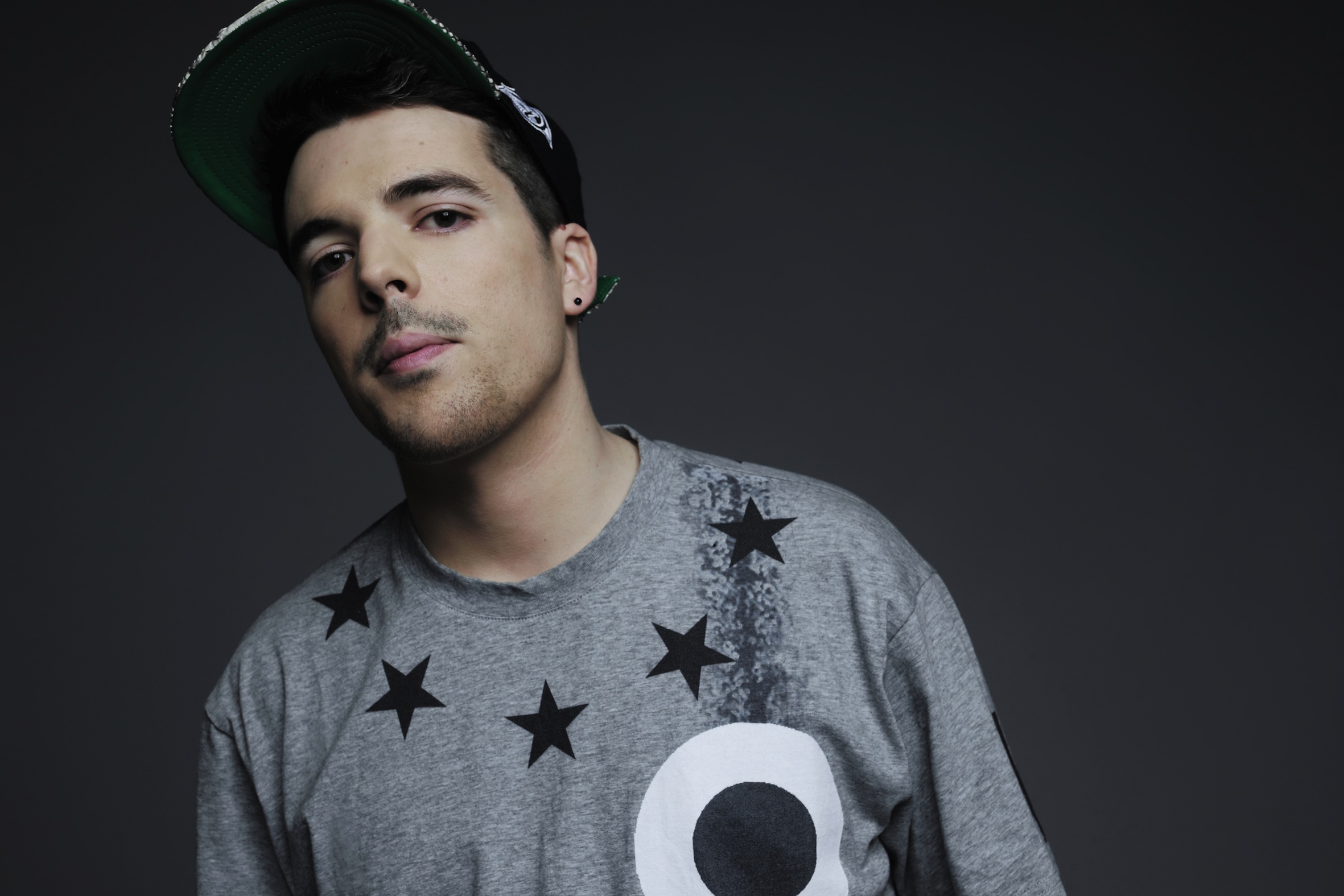 Sul Informação - Lagos: DJ Ride e Diego Miranda animam Praia da Batata este fim de semana