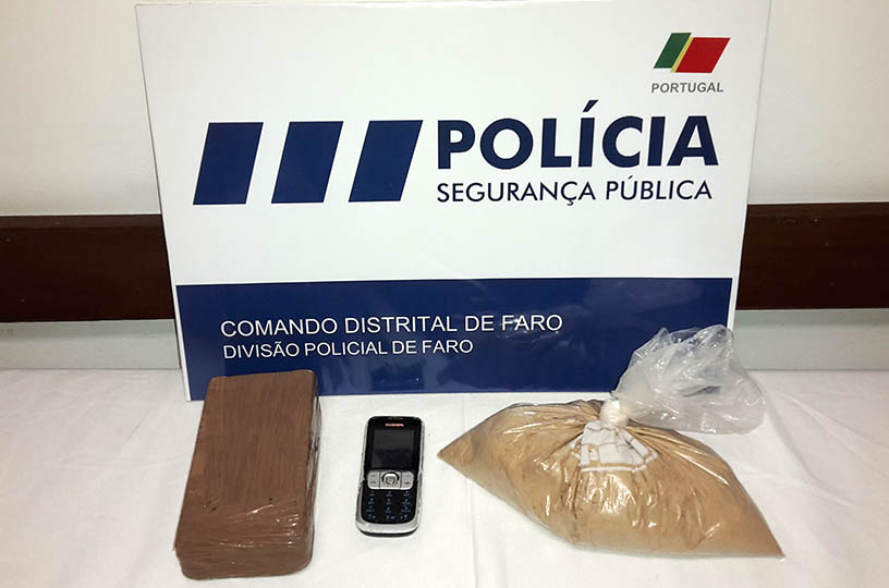Sul Informação - Homem que trazia consigo milhares de doses de heroína detido pela PSP