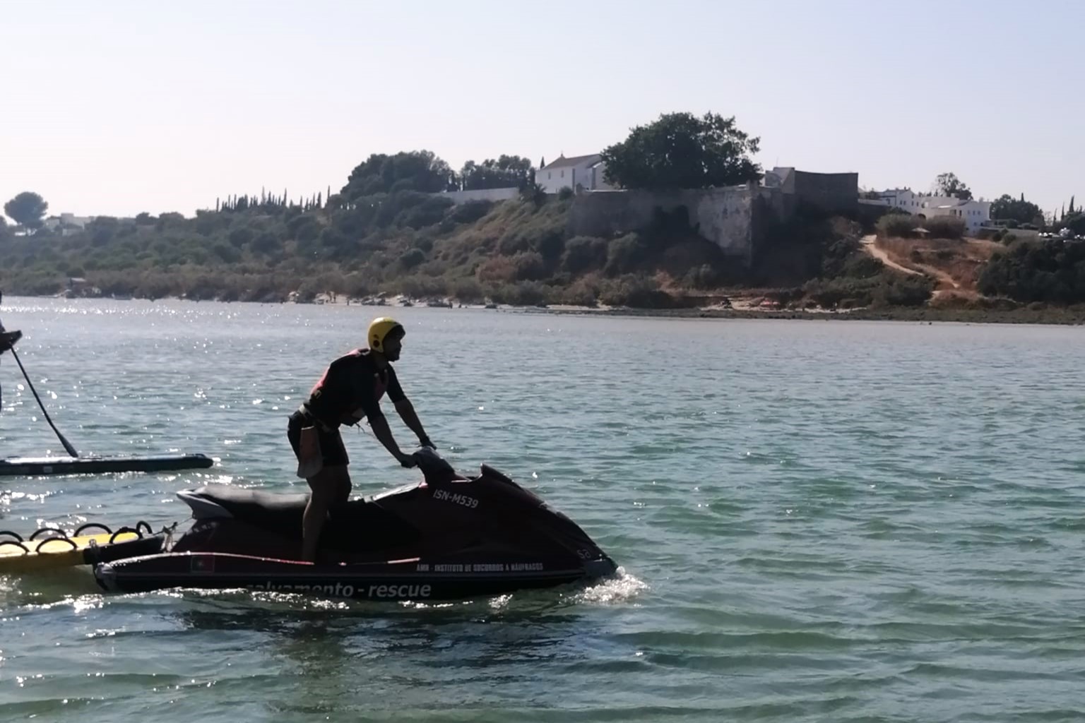 Sul Informação - Elementos do “Seawatch” salvam duas crianças em dificuldades na Ria Formosa