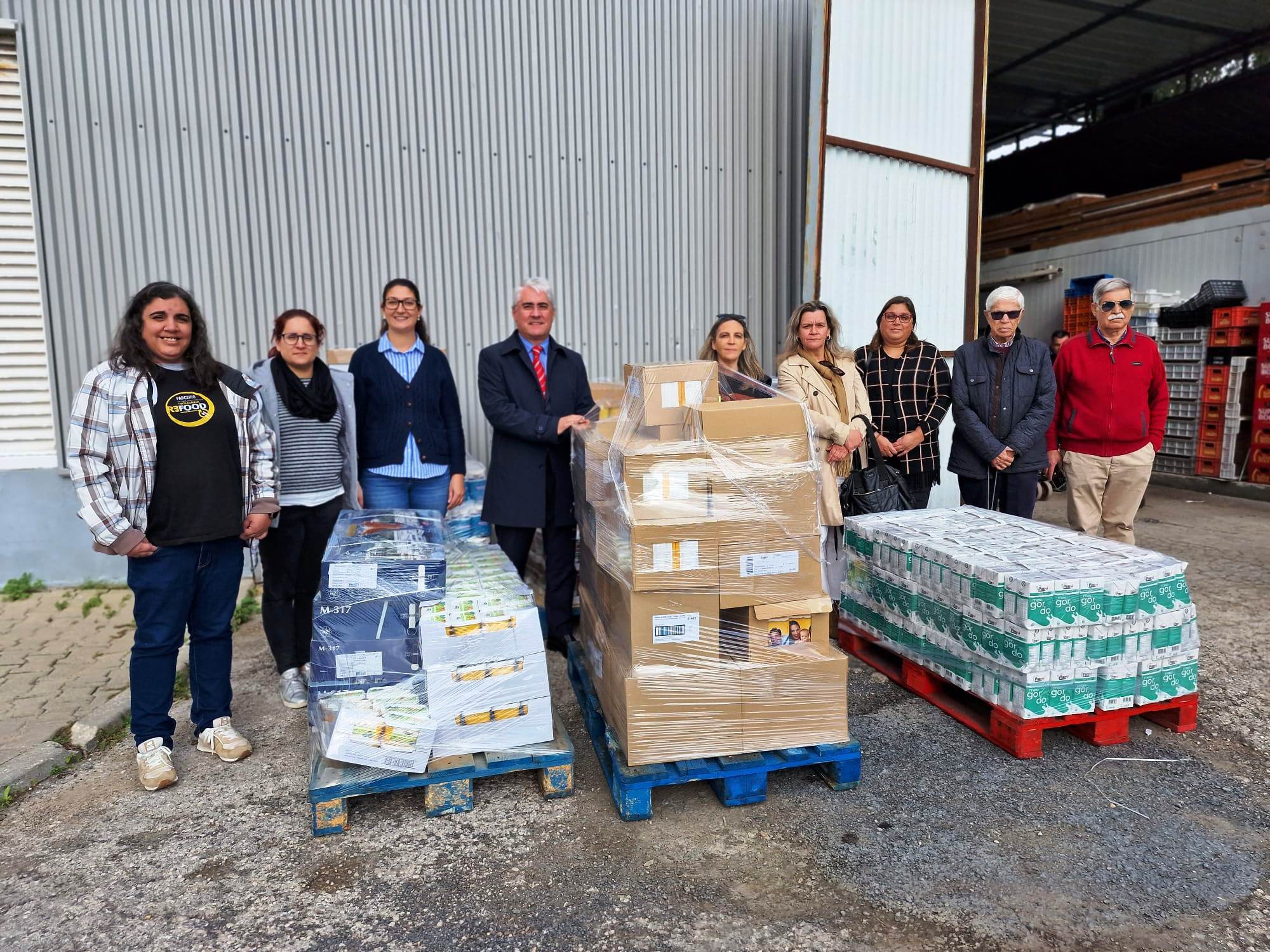 Sul Informação - Câmara de VRSA entrega 20 mil euros em bens alimentares a IPSS