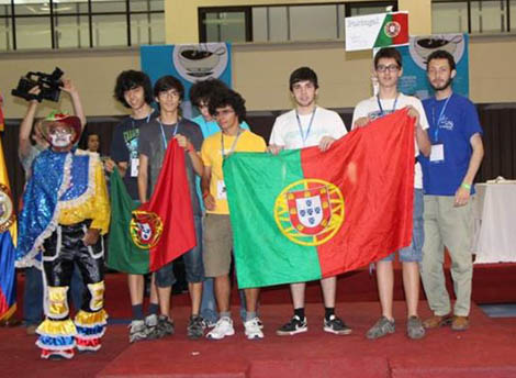 Sul Informação - Portugal ganha ouro e bronze nas Olimpíadas Internacionais de Matemática
