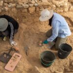 Sul Informação - Arqueologia: As telhas que cobriram a vida e a morte na Cacela islâmica