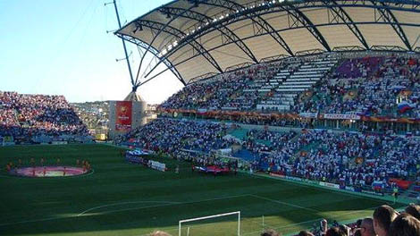 Sul Informação - Seleção de Gibraltar a jogar no Estádio Algarve vai começar «a dar frutos»