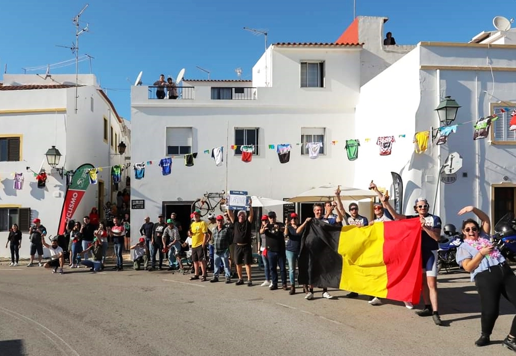 Sul Informação - Um “Estendal da Volta” para apoiar os ciclistas em Alte