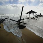 Sul Informação - Ilha de Tavira “lambe feridas” do temporal enquanto espera pelo próximo