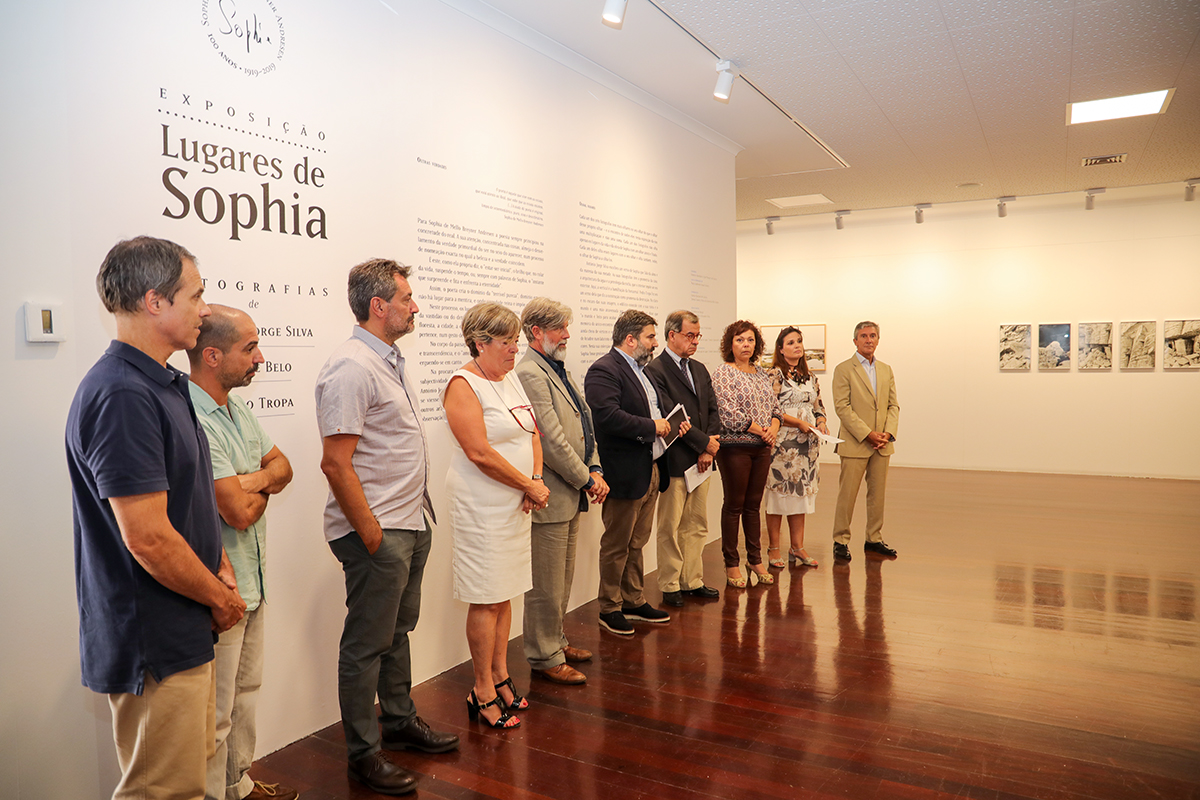 Sul Informação - Os “Lugares de Sophia” já estão expostos no Centro Cultural de Lagos
