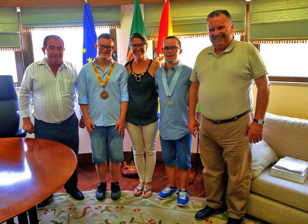 Sul Informação - Nadadores José Vieira e Filipe Santos trazem medalhas do Canadá para Albufeira