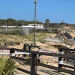 Sul Informação - Temporal marítimo levou o areal e destruiu parte do passadiço da praia do Forte Novo de Quarteira
