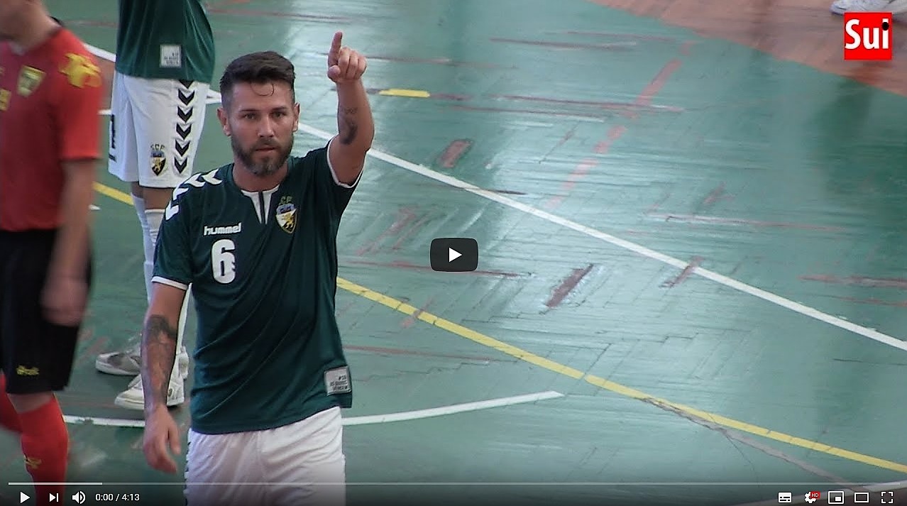 Sul Informação - Farense consegue primeira vitória algarvia nos nacionais de futsal