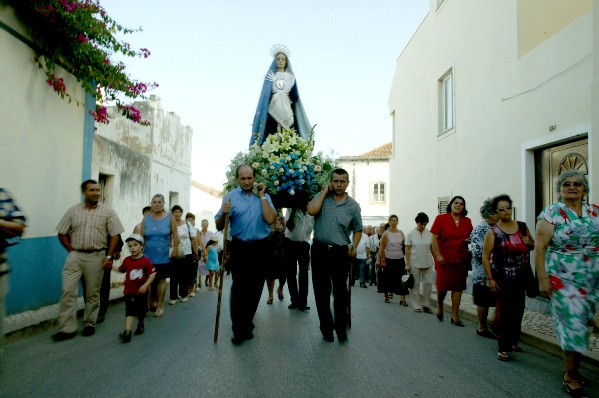 Sul Informação - Festas religiosas contribuem para a animação de Portimão em Agosto