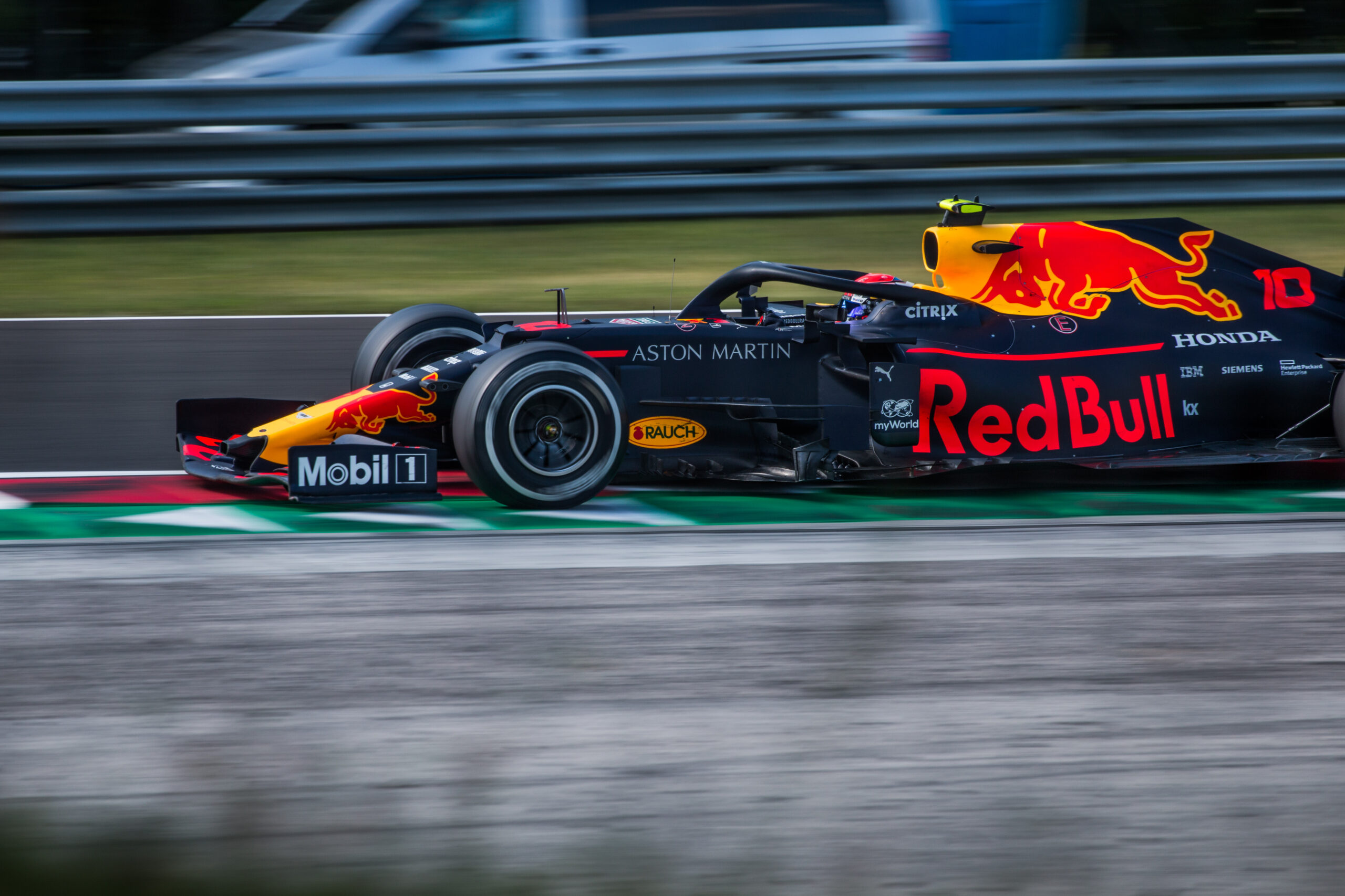 Sul Informação - Lotação do GP de Portugal de F1 deverá ser reduzida para 27.500 lugares