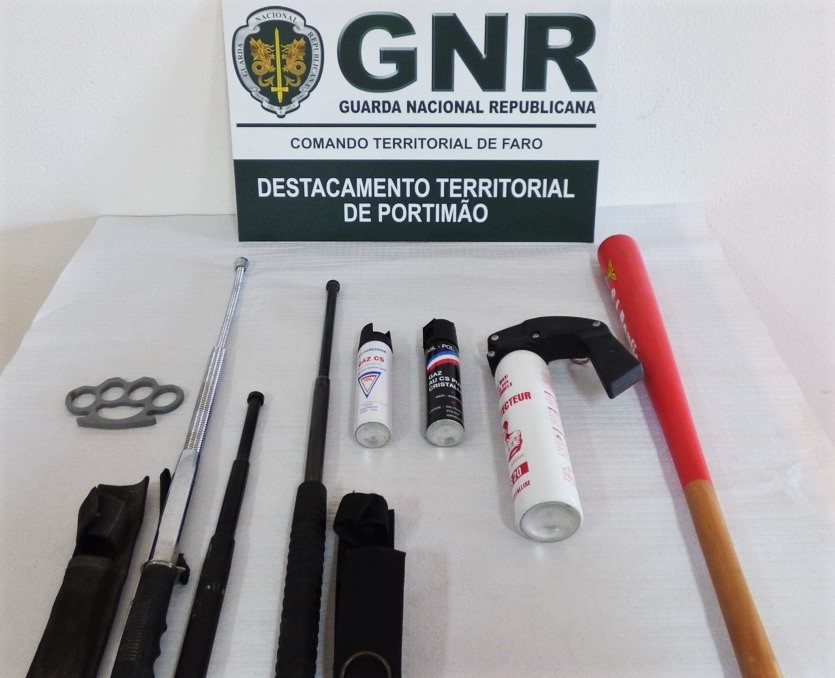 Sul Informação - Detido homem que batia e ameaçava de morte a mulher em Albufeira