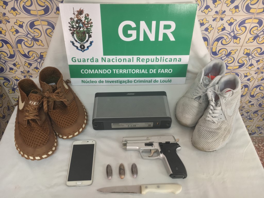 Sul Informação - GNR prende assaltante em Almancil e recupera material furtado