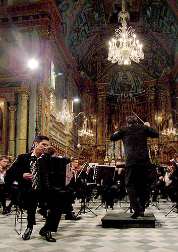 Sul Informação - Orquestra Clássica do Sul atua, com Gonçalo Pescada, na Assembleia da República