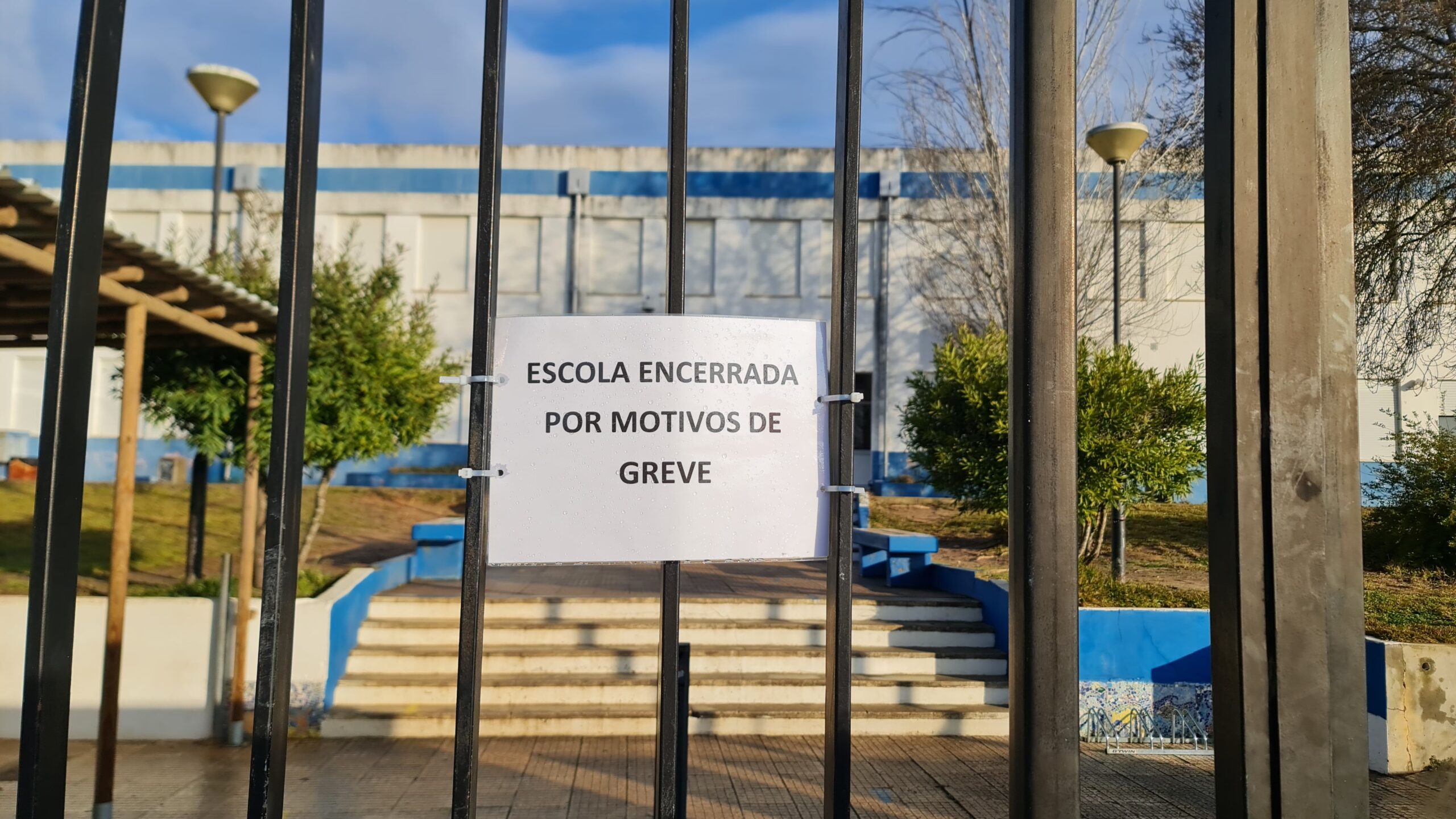 Sul Informação - Stop convoca greve nas escolas para sexta-feira