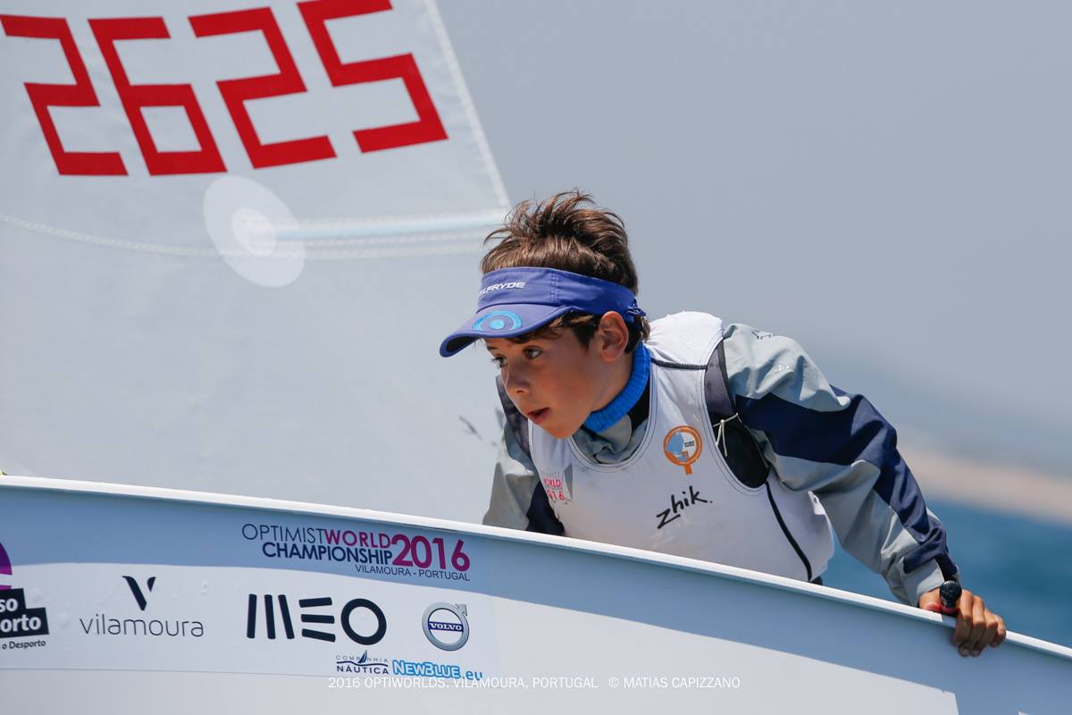 Sul Informação - Algarvios Guilherme Cavaco e Beatriz Gago destacam-se no Mundial de Optimist