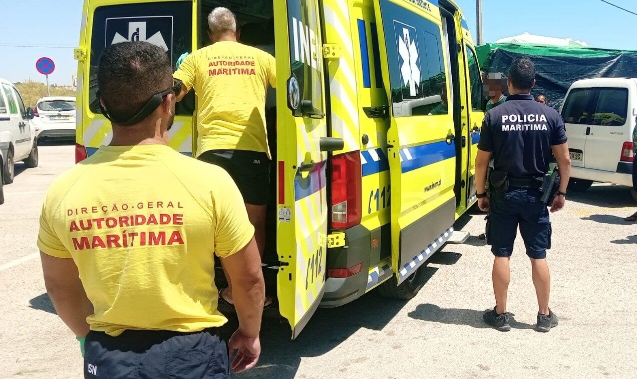 Sul Informação - Homem de 58 anos morre após sentir-se mal na praia da Lota em Vila Real de Santo António
