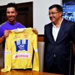 Sul Informação - João Rodrigues celebrou vitória na Volta com as suas famílias de Tavira