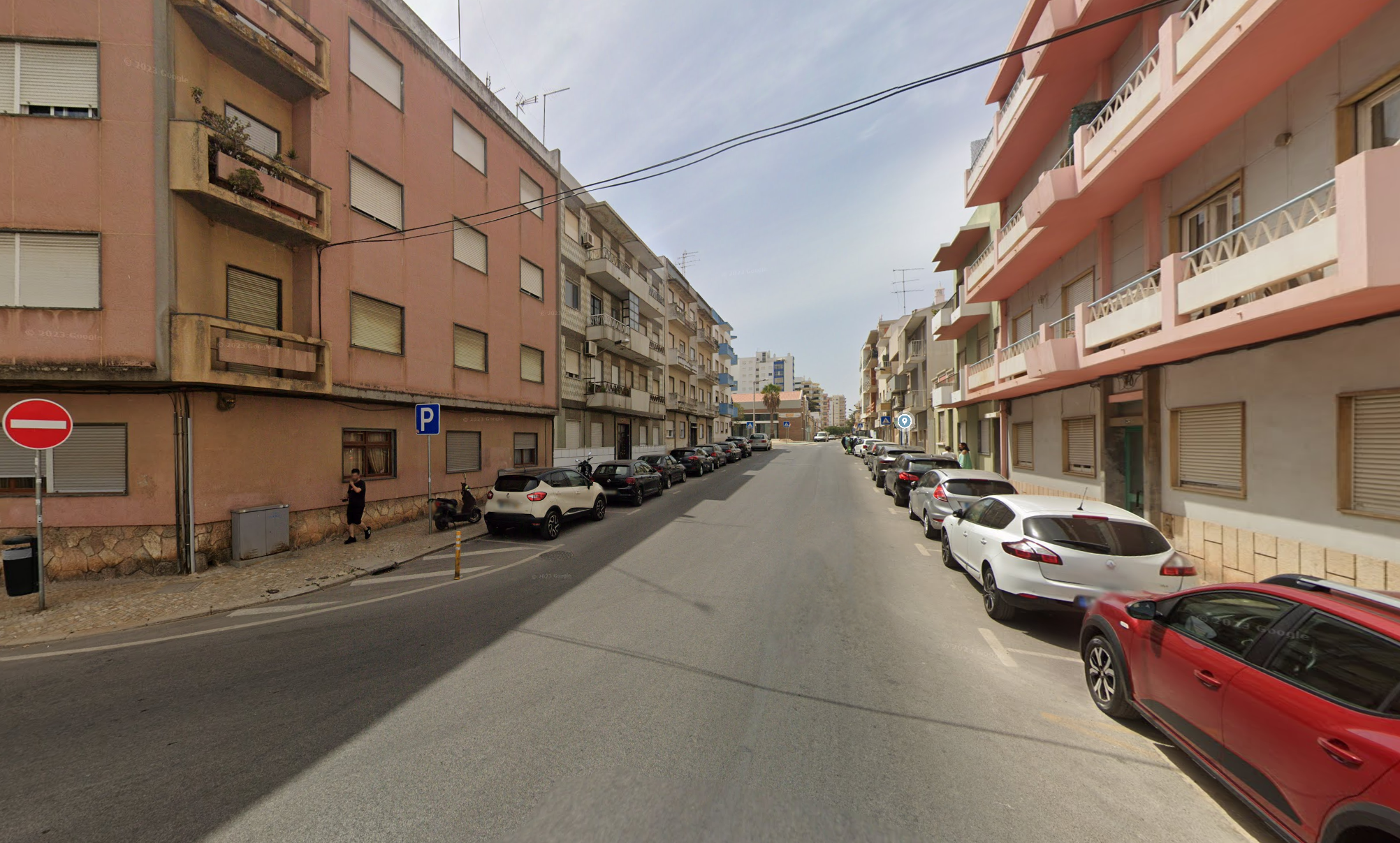 Sul Informação - Empreitada na Estrada de Alvor vai permitir combater perdas de água