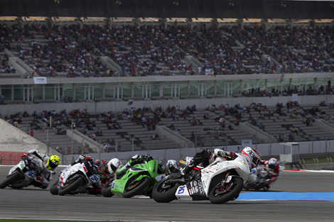 Sul Informação - Tom Sykes e Eugene Laverty dividem vitórias nas Superbike em Portimão