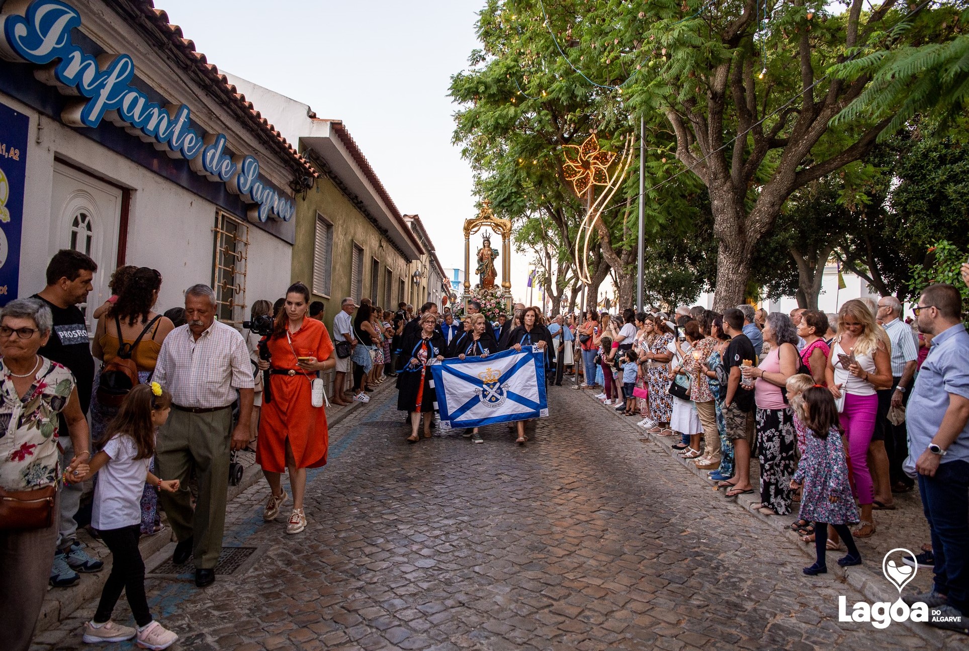 Sul Informação - Comemorações em Honra da Nossa Senhora da Luz enchem ruas de Lagoa