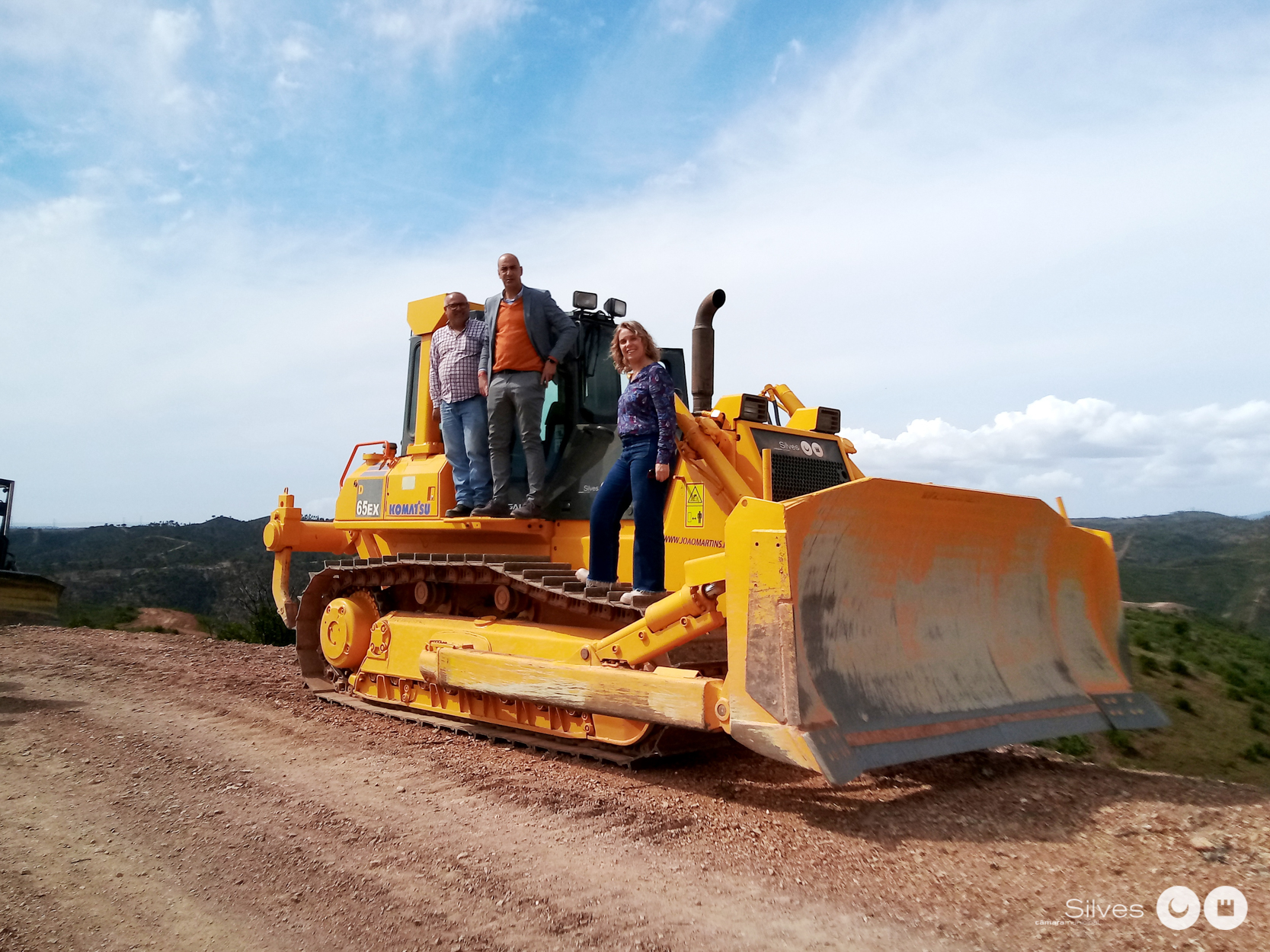 Sul Informação - Silves comprou nova máquina de rastos