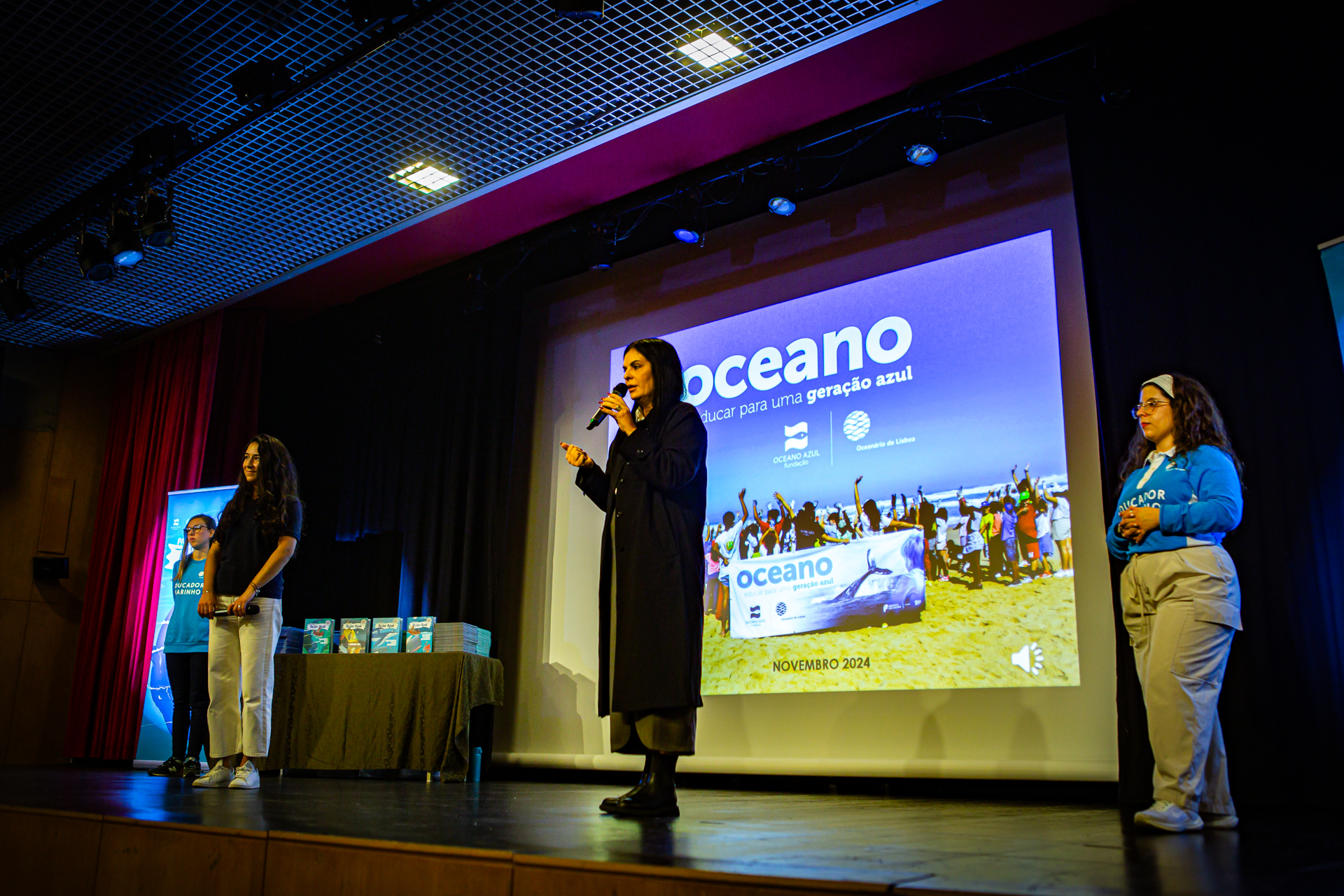 Sul Informação - Albufeira oferece 2400 livros da Fundação Oceano Azul aos alunos do 1º ciclo