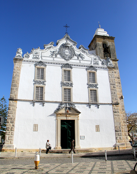 Sul Informação - Igreja Matriz de Olhão e Capela de N. Sra. dos Aflitos vão ser Monumentos de Interesse Público