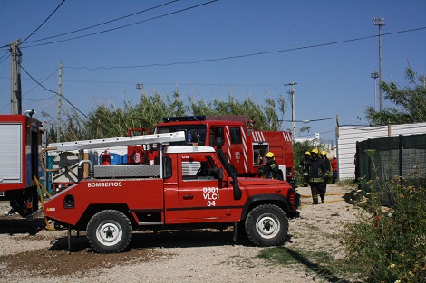 Sul Informação - Incêndio junto ao recinto da Semana Académica assusta, mas não causa danos