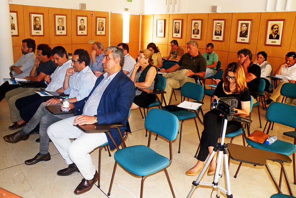 Sul Informação - Oito dezenas quiseram saber mais sobre como internacionalizar os seus negócios baseados no interior