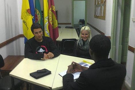 Sul Informação - JS de Loulé junta-se a associações de estudantes para chamar mais jovens à política