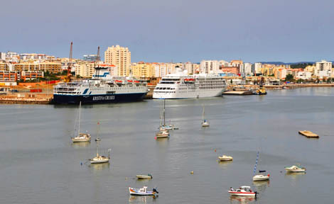 Sul Informação - Porto de Portimão recebe até final do ano mais 24 escalas e 16 mil passageiros