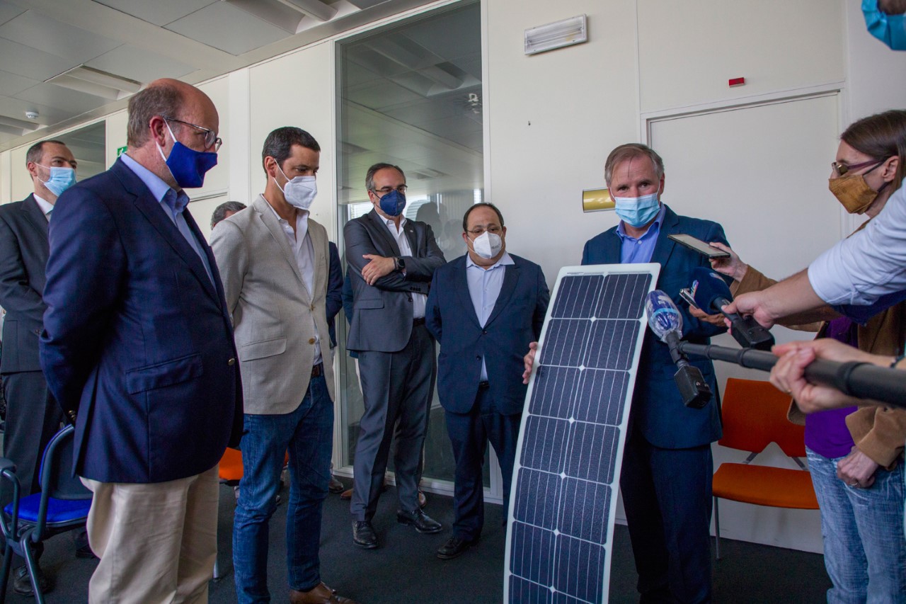 Sul Informação - Nova fábrica de painéis solares e baterias de lítio arranca em Moura