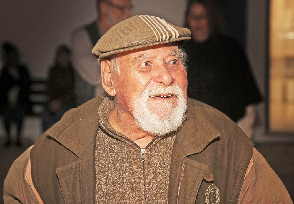 Sul Informação - Câmara de Lagoa homenageia artista plástico Manuel Gamboa nos seus 92 anos
