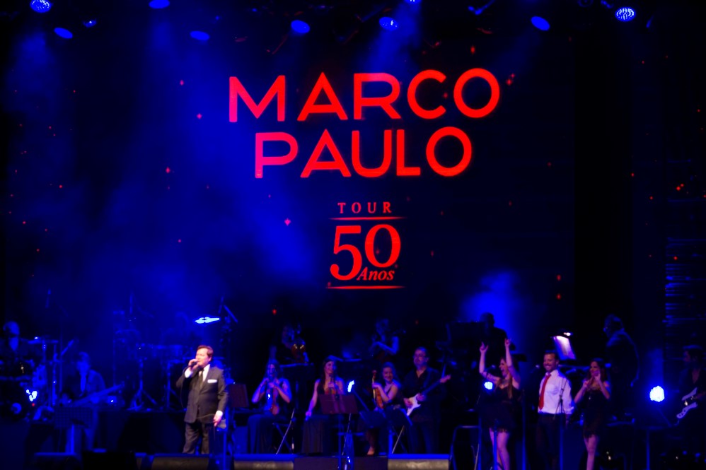 Sul Informação - Fãs de todo o Sul encheram Portimão Arena para cantar com Marco Paulo