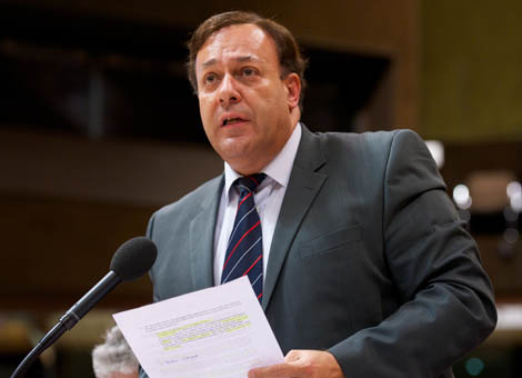 Sul Informação - Mendes Bota insta a lutar no Dia Internacional para a Eliminação de Todas as Formas de Violência contra as Mulheres