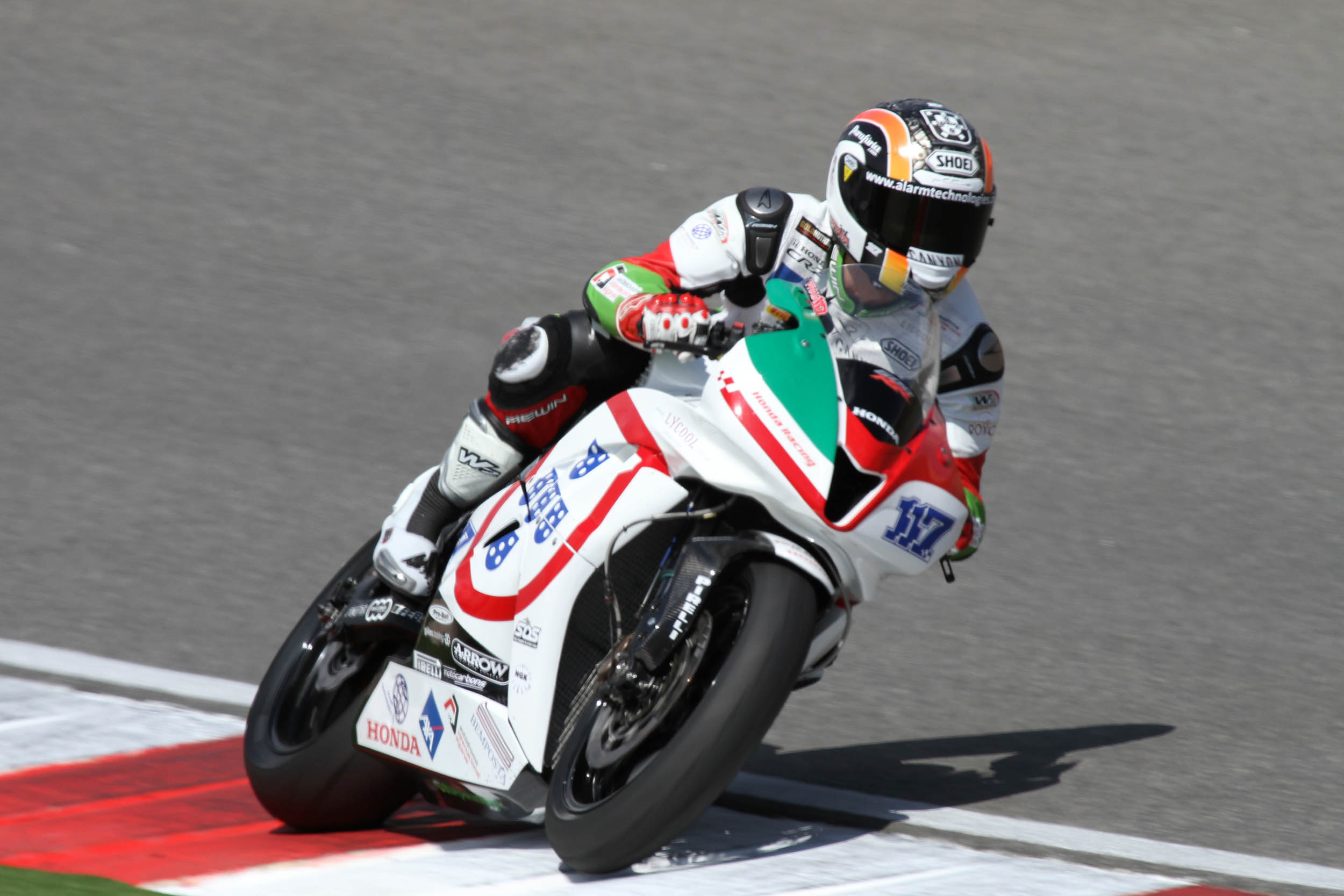 Sul Informação - Supersport: Miguel Praia termina em 17º após saída de pista no início da corrida