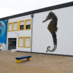 Sul Informação - Escola de Olhão ganha mural para ajudar a salvar os cavalos marinhos