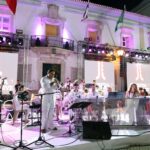 Sul Informação - 80 mil vestiram Loulé de branco na despedida do Verão (com fotos)