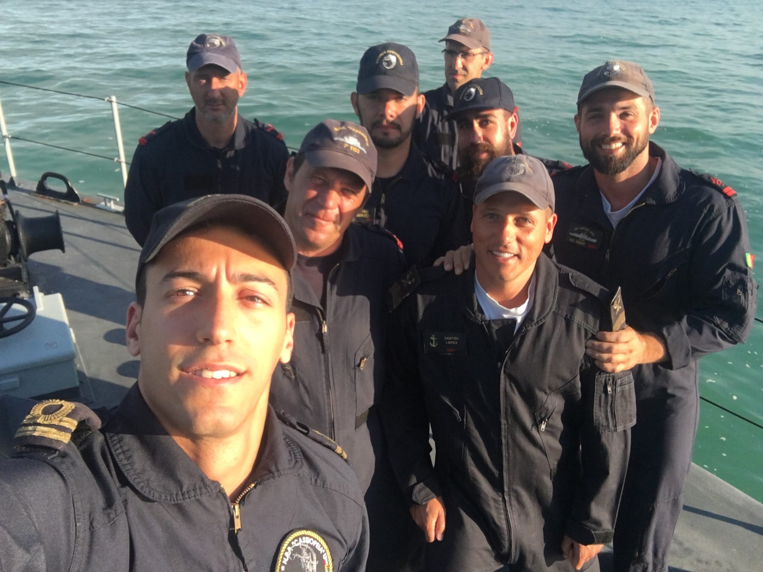 Sul Informação - Marinha resgata praticantes de Kitesurf ao largo de Quarteira