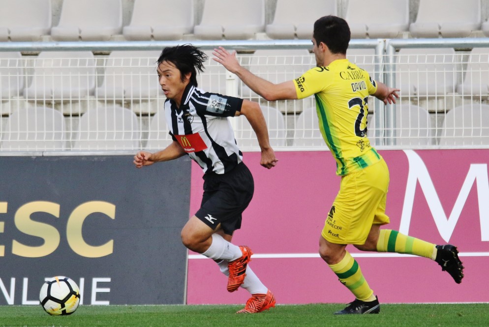 Sul Informação - Fotogaleria: Nakajima e homenagem a Alfarroba marcaram Portimonense-Tondela