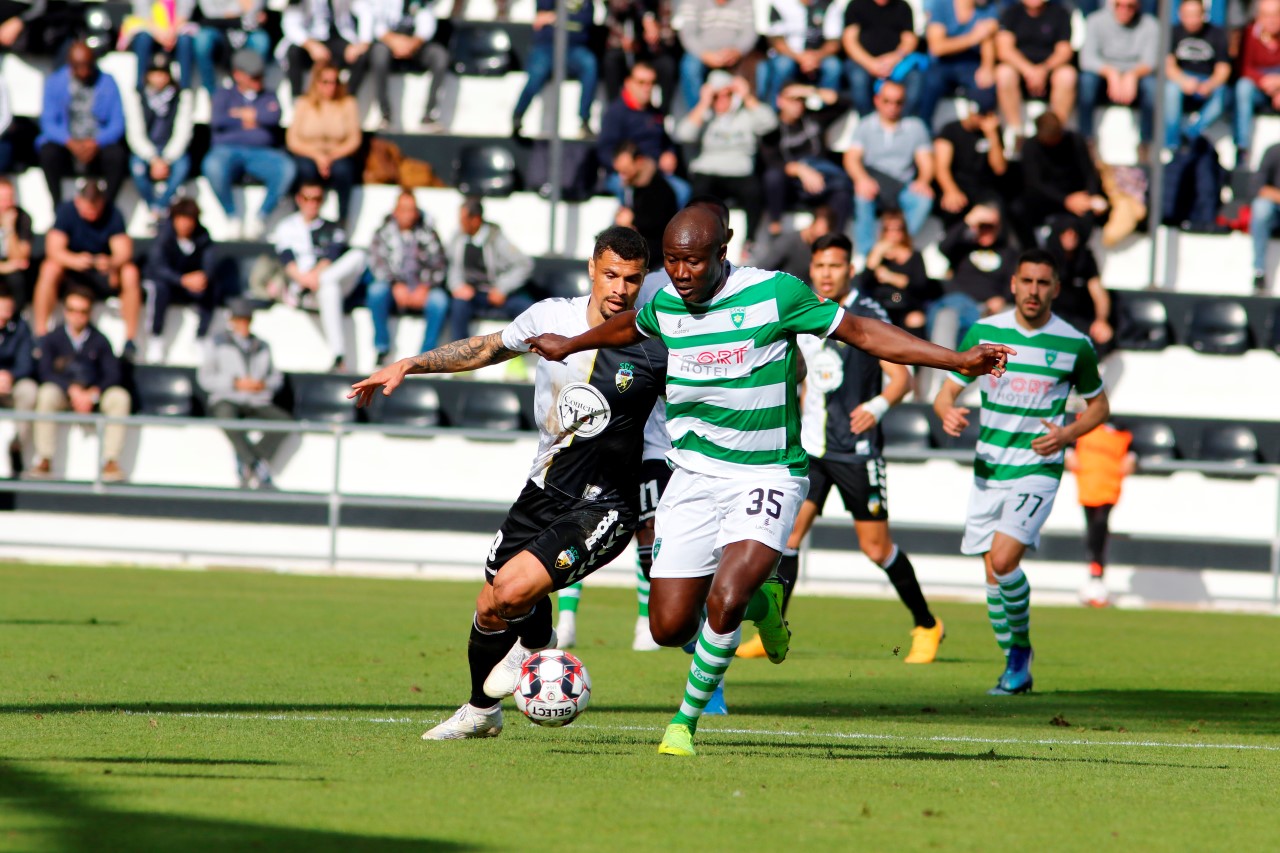 Sul Informação - Farense volta a marcar passo e arrisca acabar 1ª volta atrás do Nacional